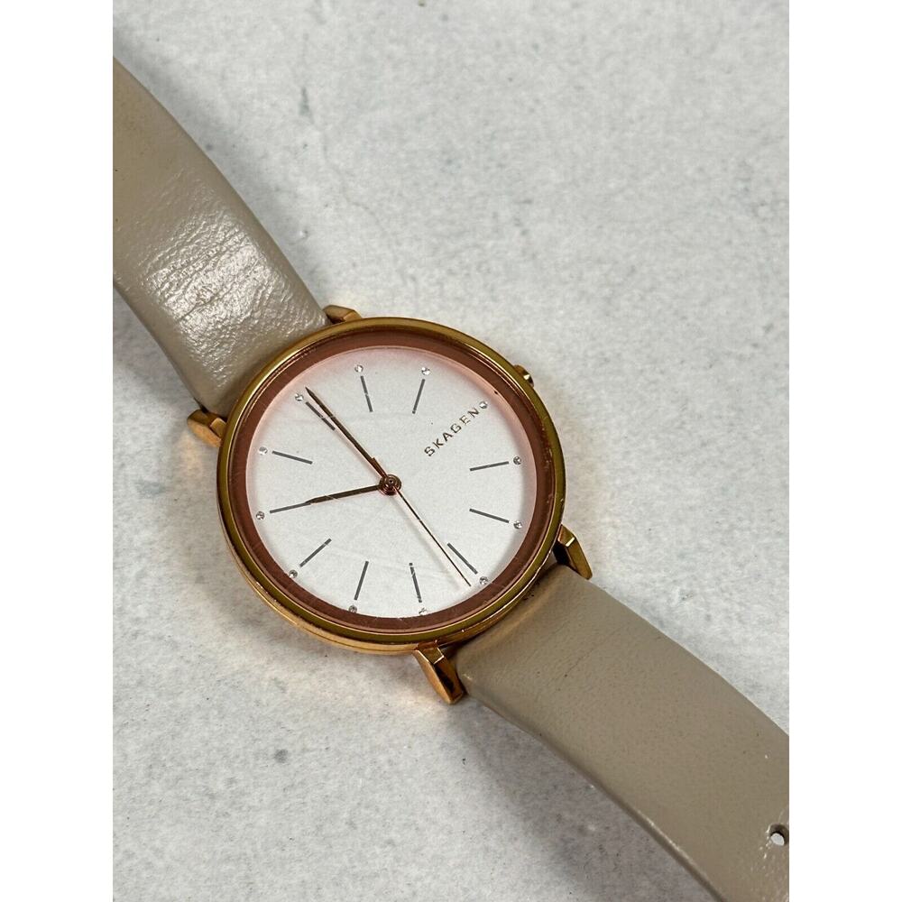Skagen Watch Womens 34mm Round Hald Gold Tone New Battery READ